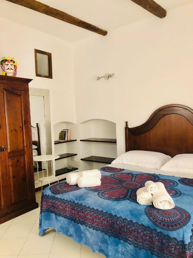 La Casa Di Miriam Villa Сиракуза Екстериор снимка